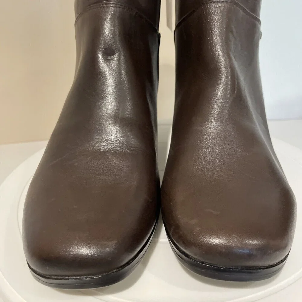 Thom McAn Leather Ankle Boots Booties Sz 9 Brown Square Toe Block Heel Y2K Vibes